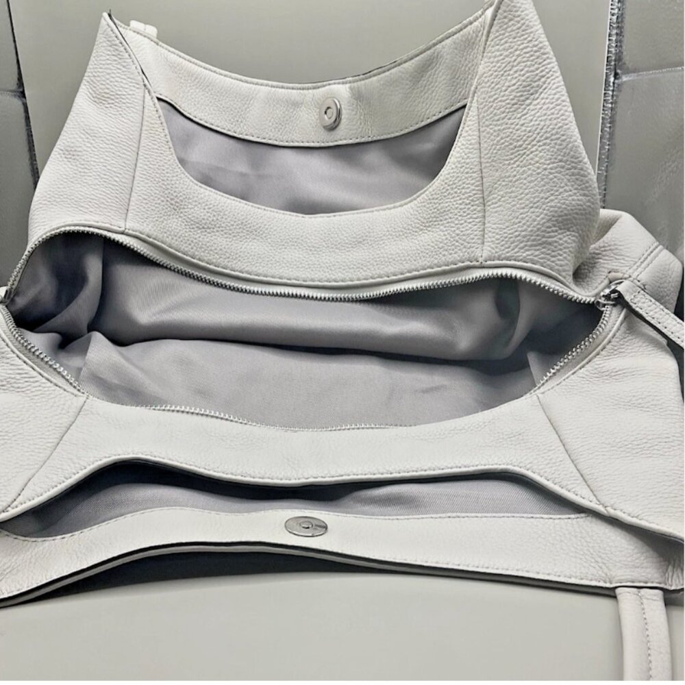 Vince Camuto Ike Tote In Light Cream Gray New Without Tags - Picture 7 of 9